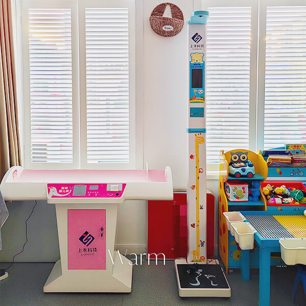SH-3008医用婴幼儿身高体沉丈量仪（带柜子）