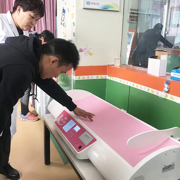 婴儿身高体沉秤